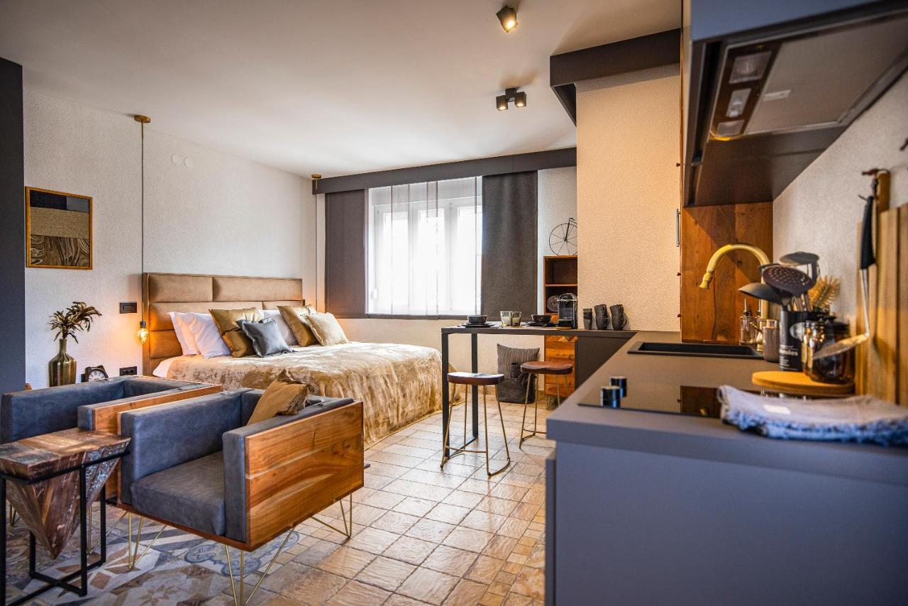 Ika Boutique Luxury Apartments زادار المظهر الخارجي الصورة