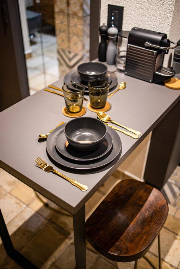 Ika Boutique Luxury Apartments زادار المظهر الخارجي الصورة