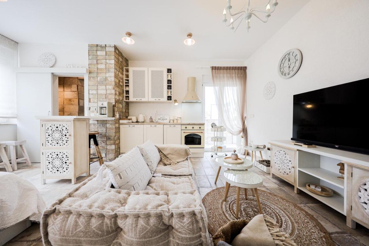 Ika Boutique Luxury Apartments زادار المظهر الخارجي الصورة