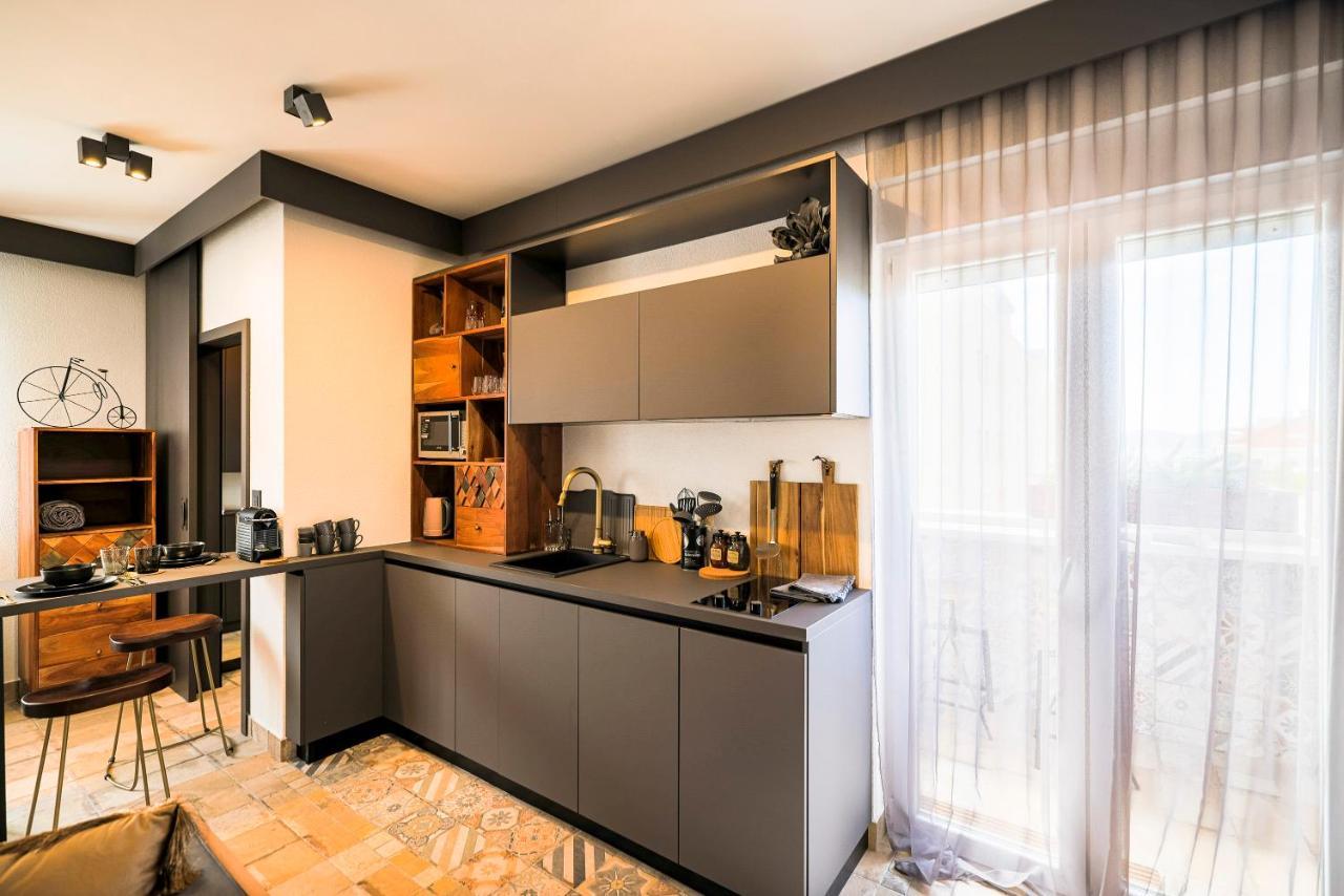 Ika Boutique Luxury Apartments زادار المظهر الخارجي الصورة