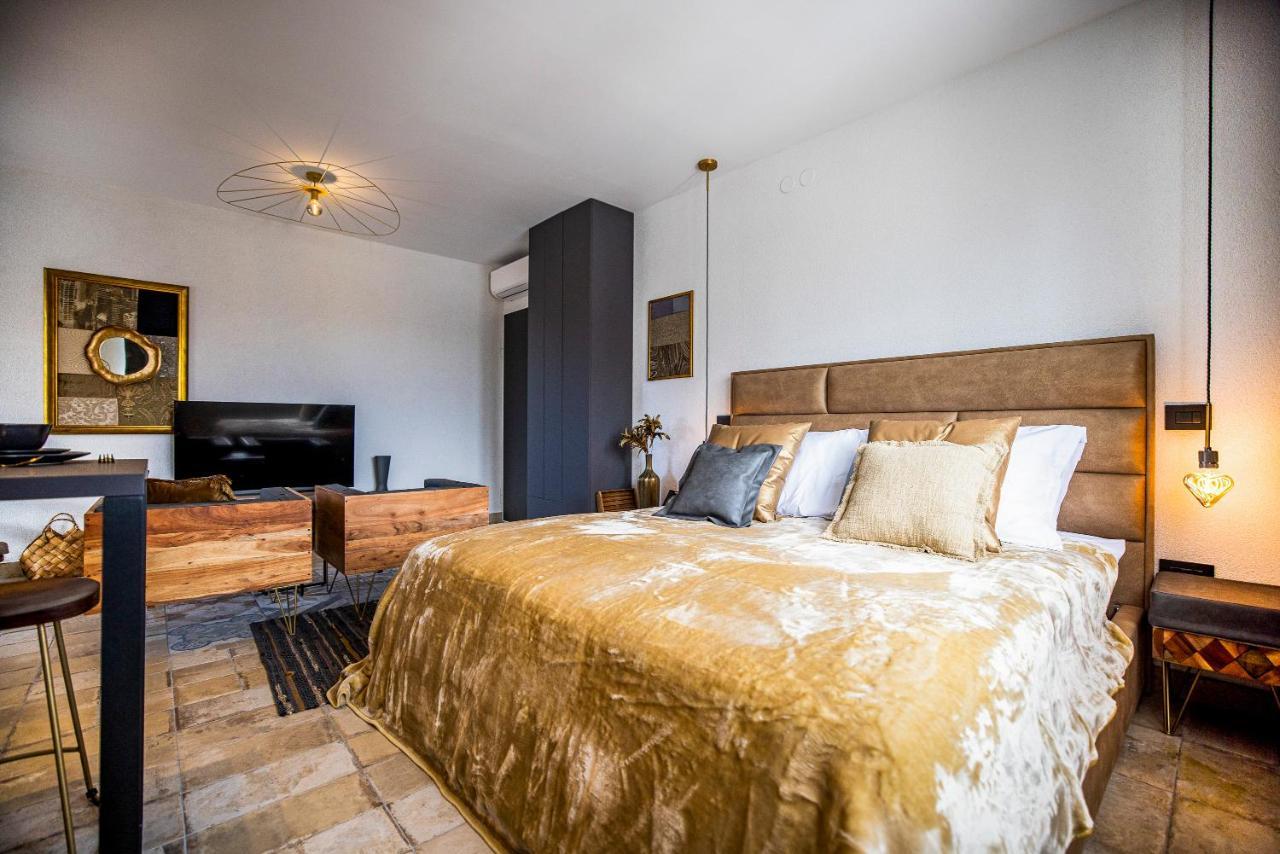 Ika Boutique Luxury Apartments زادار المظهر الخارجي الصورة
