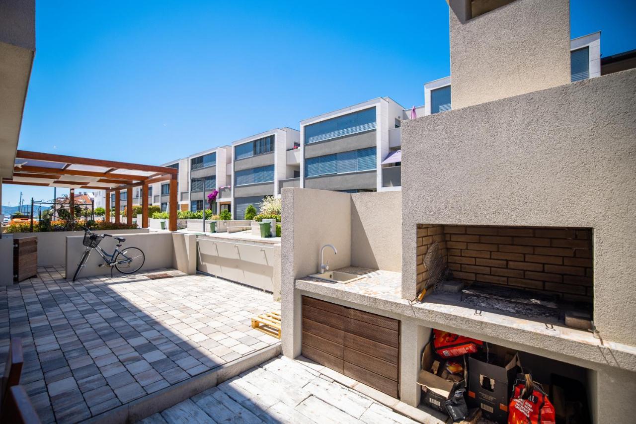 Ika Boutique Luxury Apartments زادار المظهر الخارجي الصورة