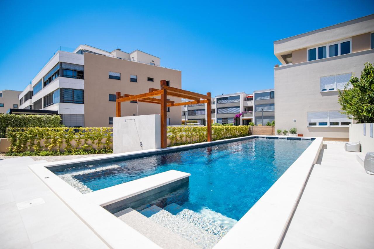 Ika Boutique Luxury Apartments زادار المظهر الخارجي الصورة
