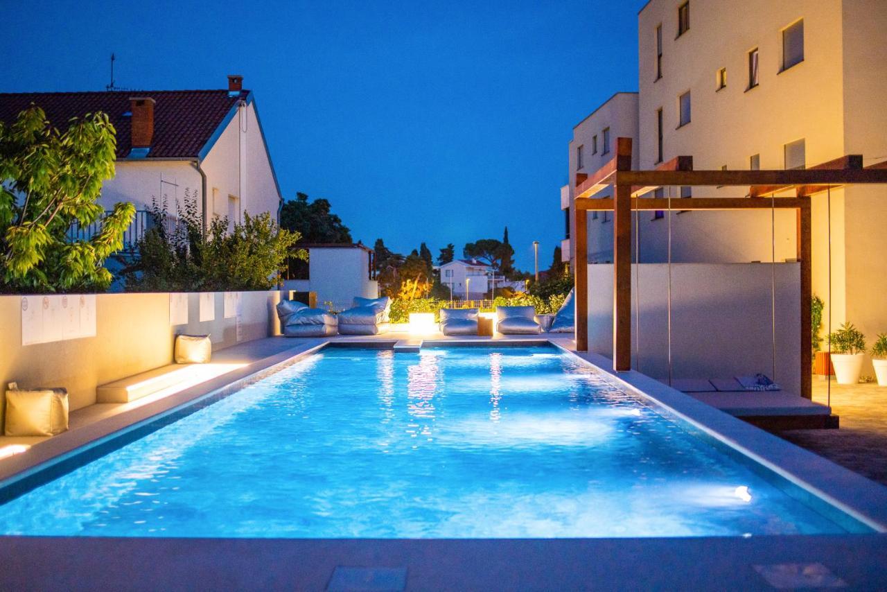 Ika Boutique Luxury Apartments زادار المظهر الخارجي الصورة