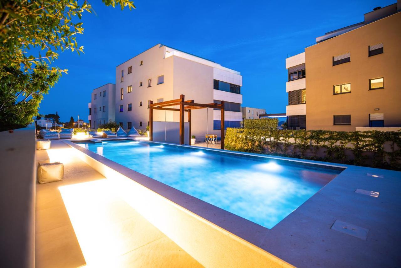 Ika Boutique Luxury Apartments زادار المظهر الخارجي الصورة