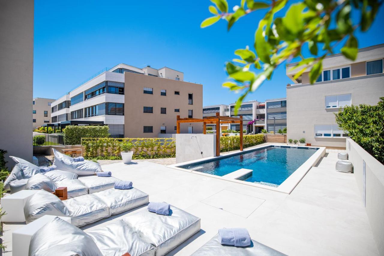 Ika Boutique Luxury Apartments زادار المظهر الخارجي الصورة