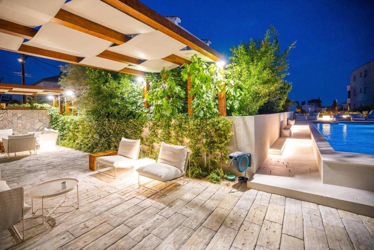 Ika Boutique Luxury Apartments زادار المظهر الخارجي الصورة